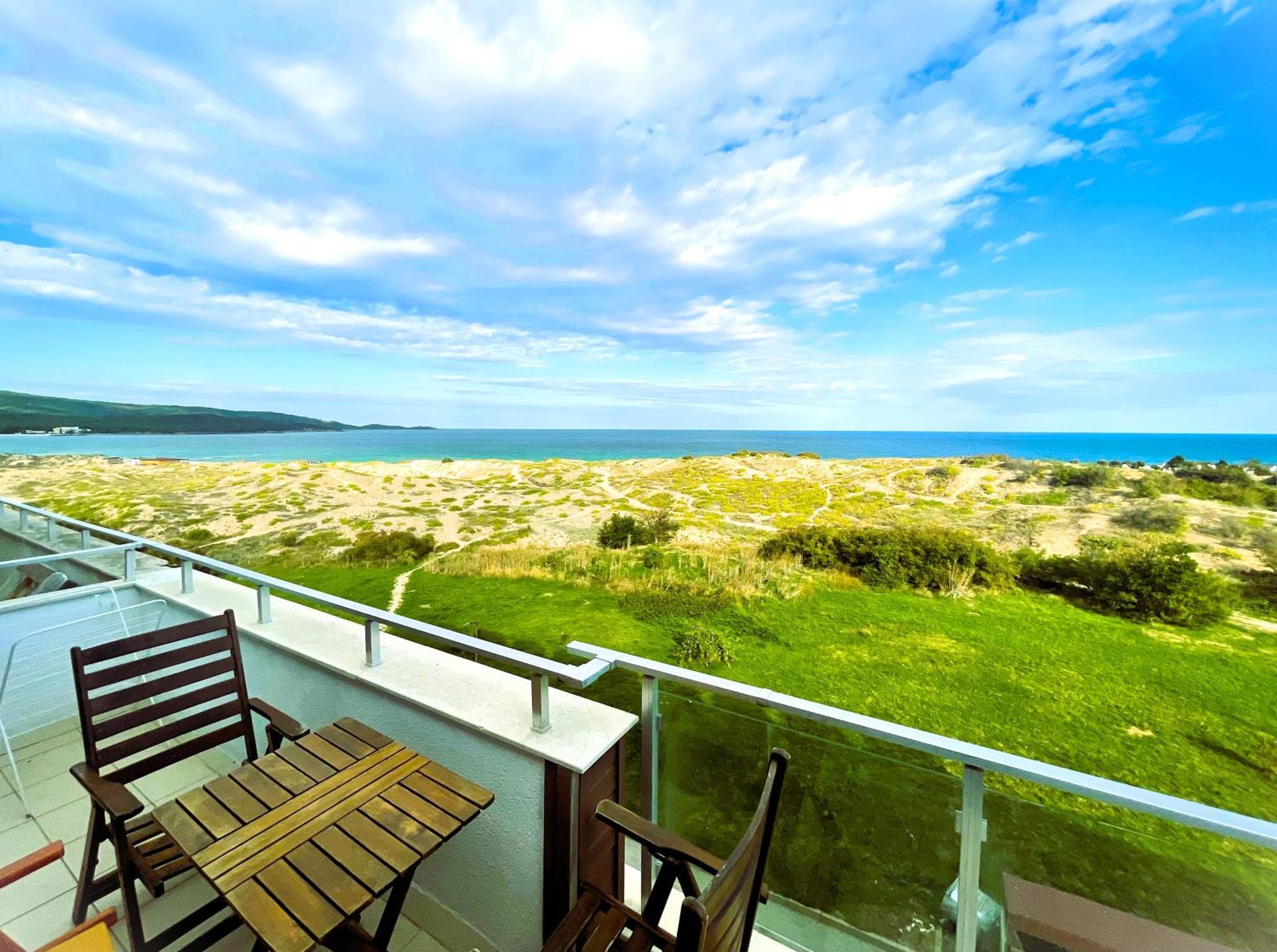 Apart-Hotel Panorama Sea Lux Primorsko Esterno foto