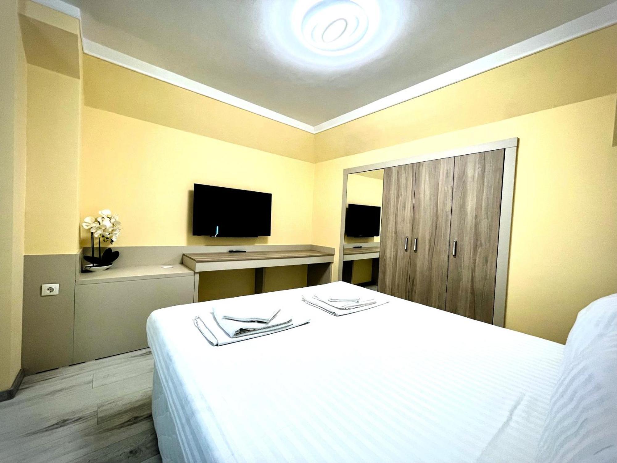Apart-Hotel Panorama Sea Lux Primorsko Esterno foto