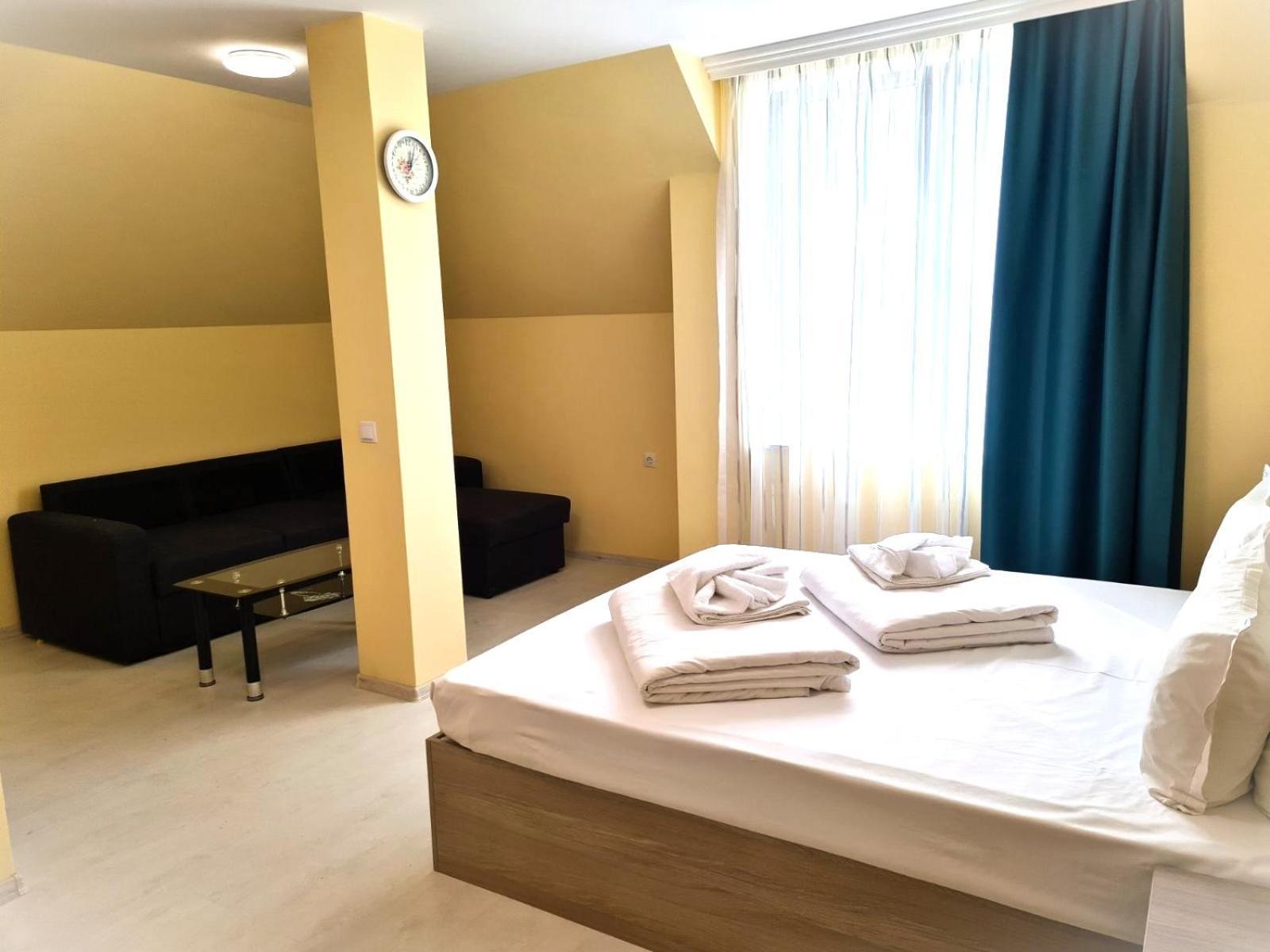 Apart-Hotel Panorama Sea Lux Primorsko Esterno foto